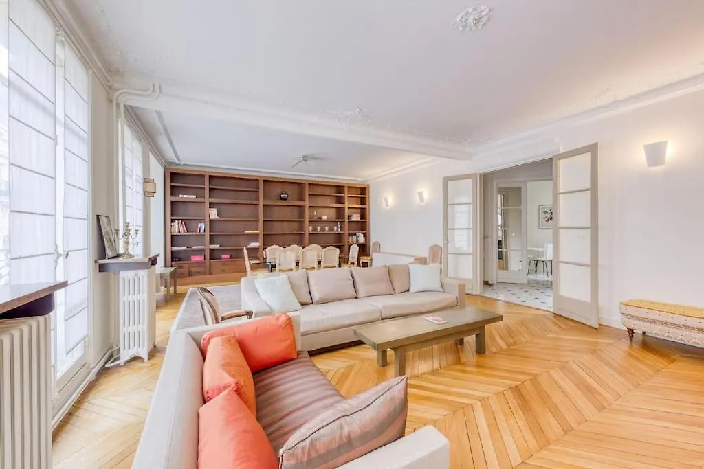 Apt Familial Proche Tour Eiffel Paris Apartment