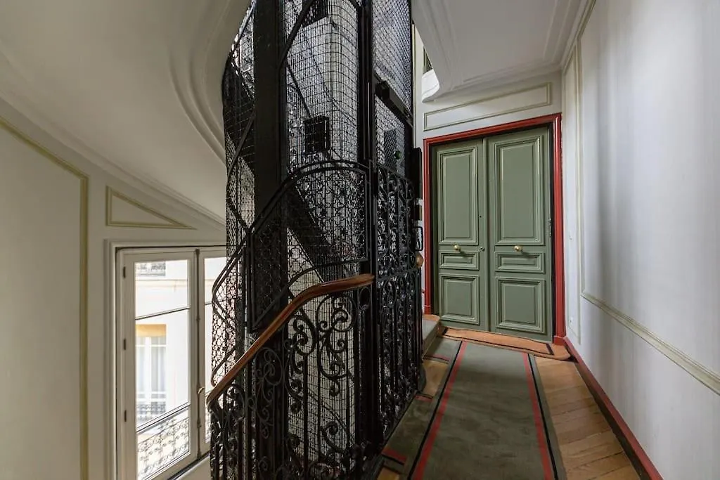 Apt Familial Proche Tour Eiffel Paris Apartment