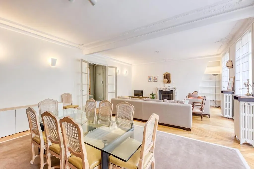 Apartment Apt Familial Proche Tour Eiffel Paris France
