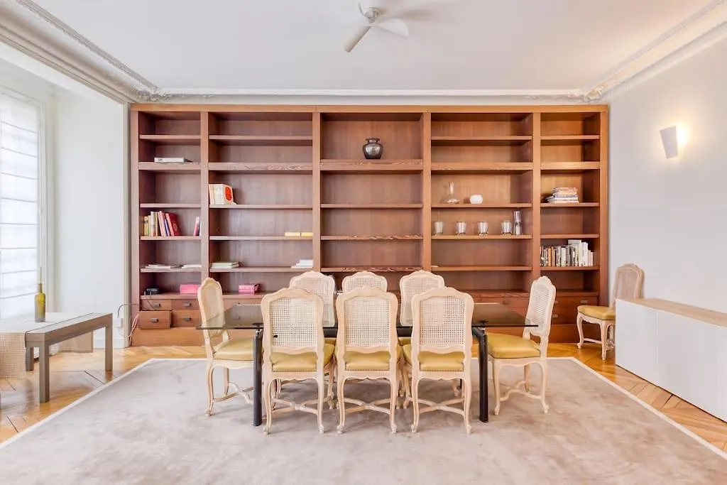 Apt Familial Proche Tour Eiffel Paris Apartment