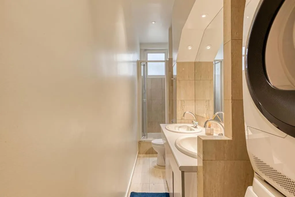Apartment Apt Familial Proche Tour Eiffel Paris France