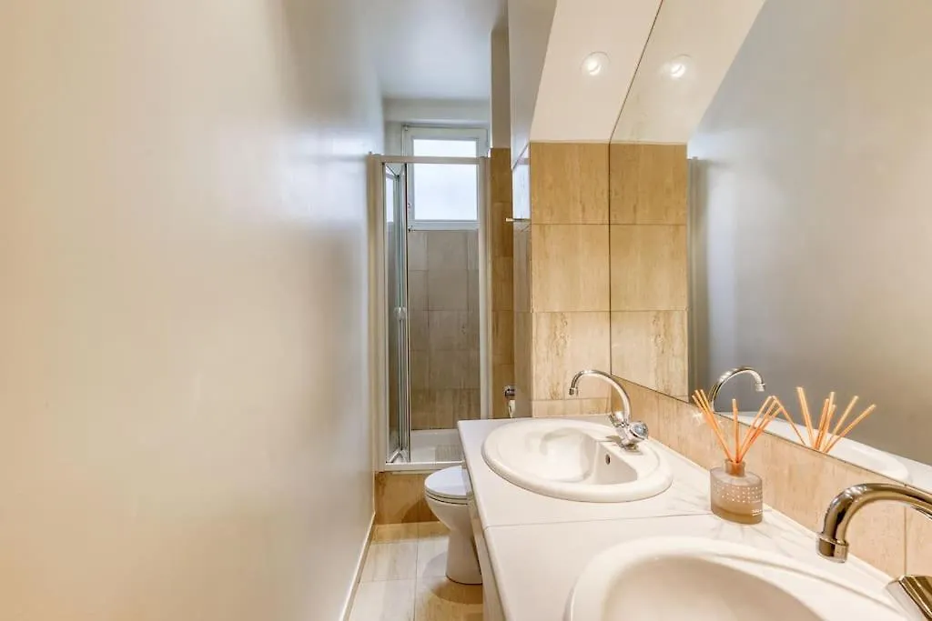 Apartment Apt Familial Proche Tour Eiffel Paris